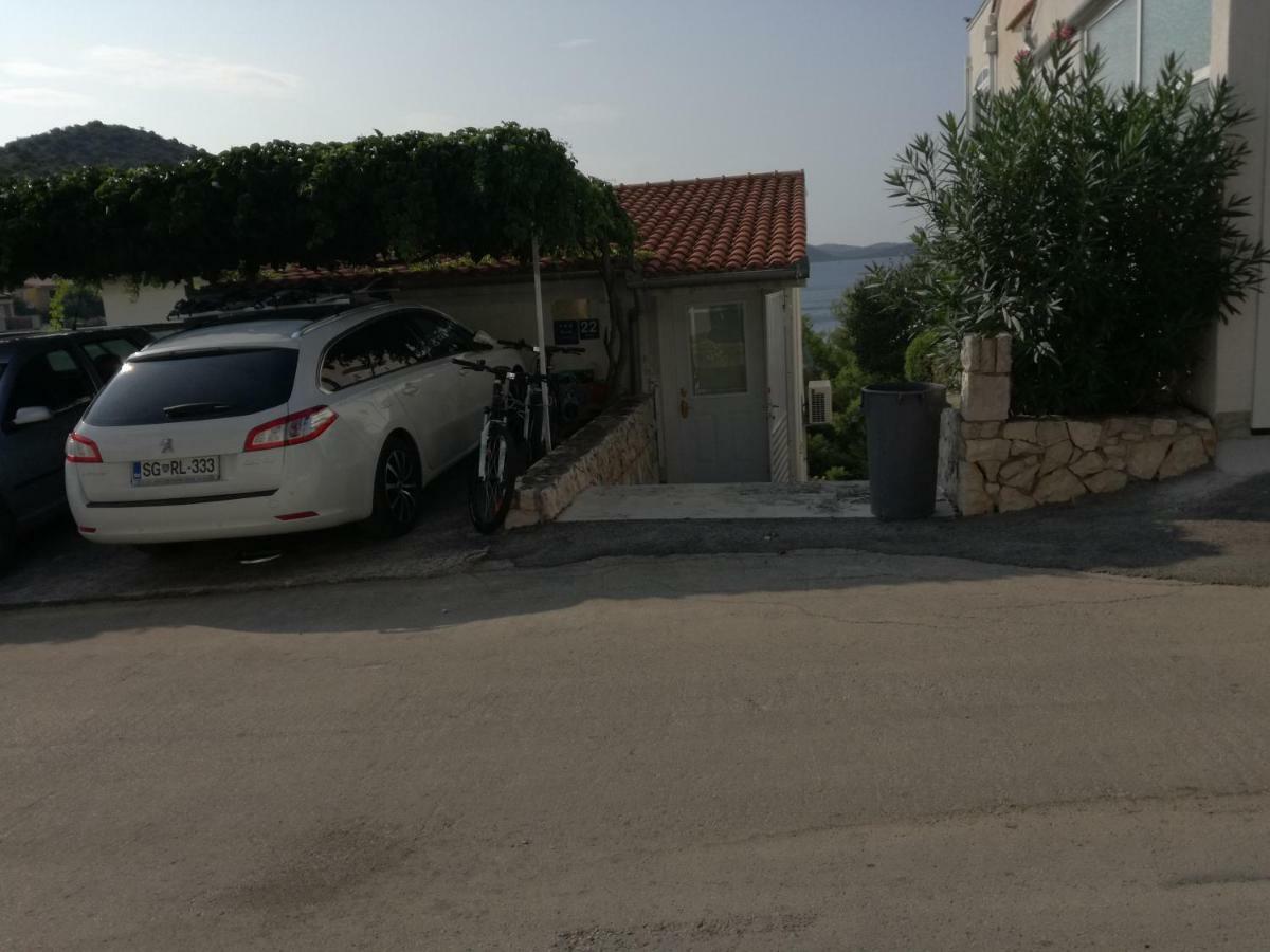 Apartman Cvita Drage Exterior foto